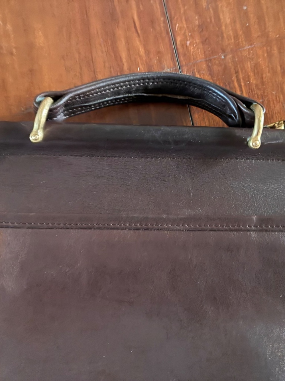Vintage Coach Mahogany 9927 Willis Bag - Picture 13 of 16